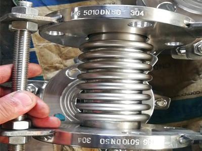 軸向內(nèi)壓式波紋補(bǔ)償器 軸向內(nèi)壓式波紋補(bǔ)償器